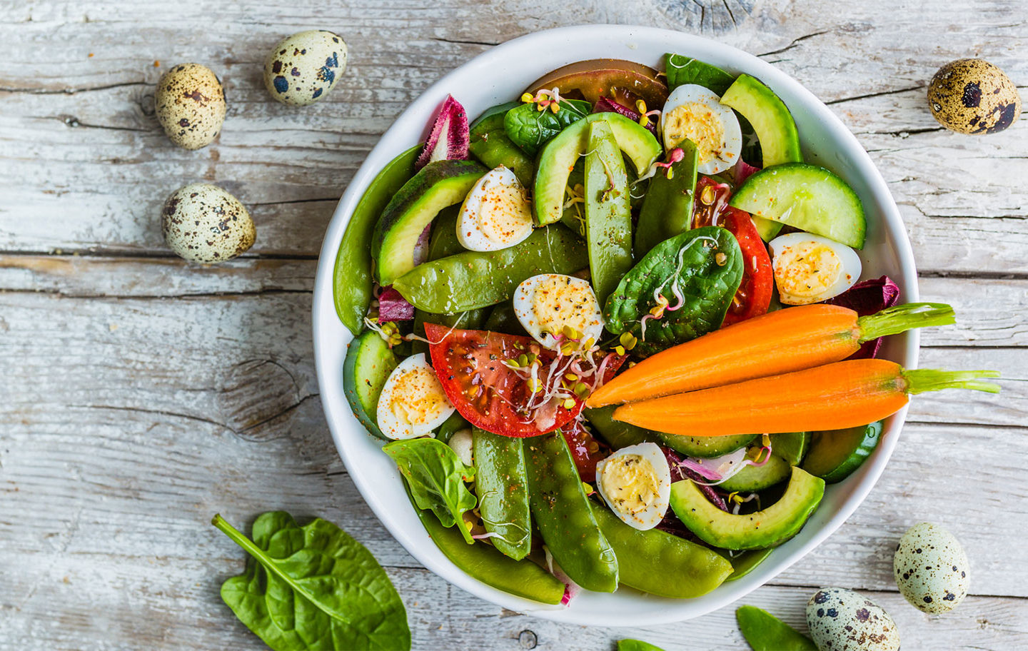 Vegetarische Bowl Vegetarier*in werden und abnehmen: Ist es so einfach?
